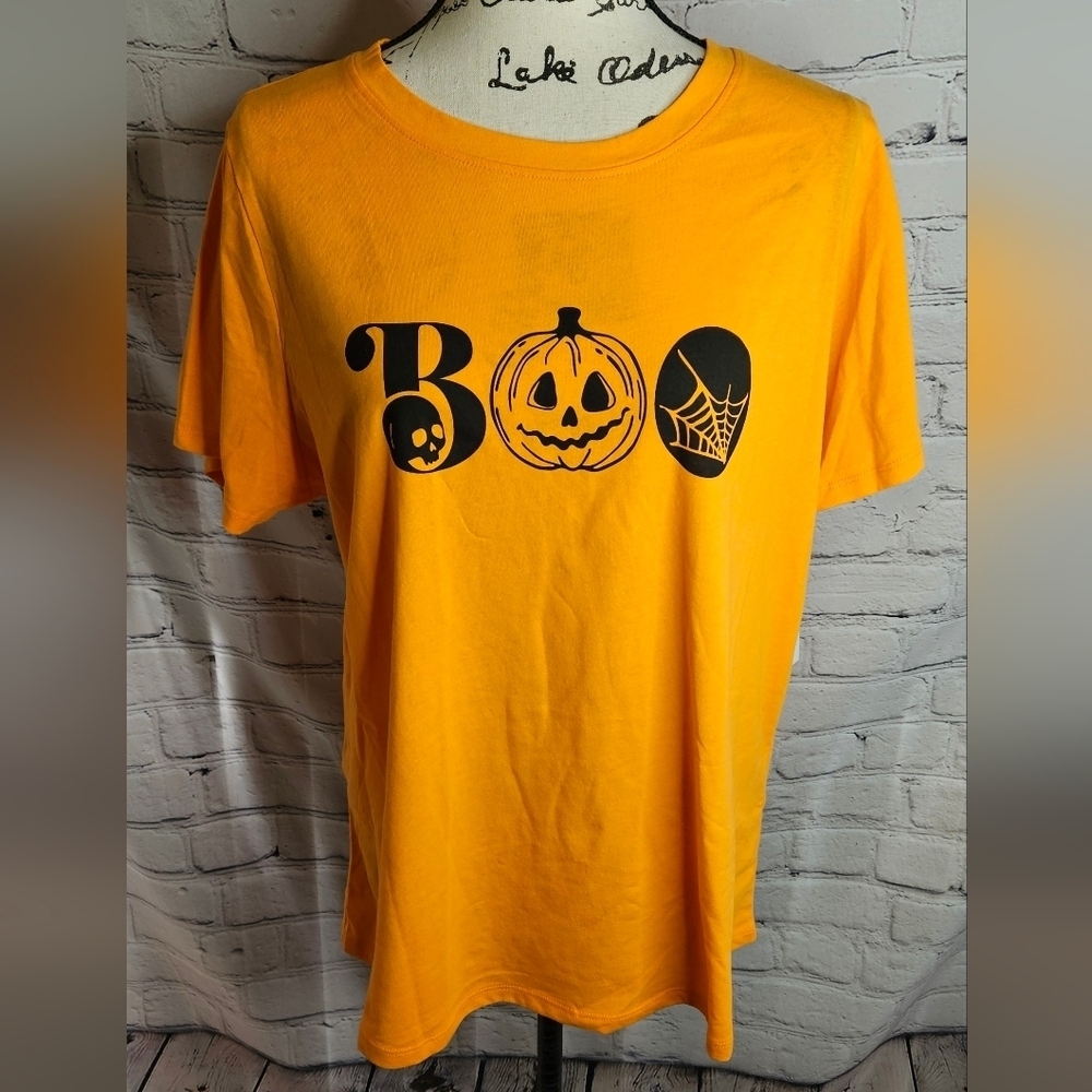 Mighty Fine Women's Halloween T-Shirt Orange Boo NWT Size XL